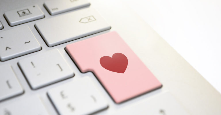 impact of internet on online dating business
